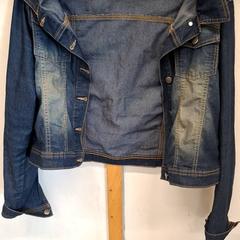 Jeansjacke, gemeldet von IKEA Dijon über iLost