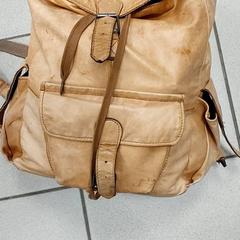 Mochila Lichtbruin Leder, segundo informou Regio West-Vlaanderen usando iLost