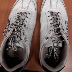 Sneaker, gisa salatu by Grand Hotel Amrath Kurhaus iLost erabiliz