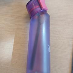 Drinking bottle, as reported by EBS OV Den Haag using iLost
