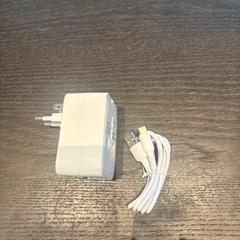 Carregador, como reportado por Van der Valk Hotel Amsterdam-Amstel utilizando o iLost