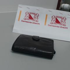 Carteira, segundo informou Gemeente Utrecht usando iLost