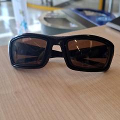 Gafas de sol, segundo informou IKEA Dijon usando iLost