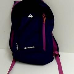 Mochila, segundo informou Bobbejaanland usando iLost