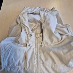 Jacket beige/wit dames, as reported by Connexxion Zeeland using iLost