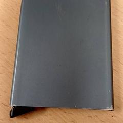 Porta-cartões Johannes, como reportado por Qbuzz GD Groningen Peizerweg utilizando o iLost
