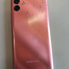 roze samsung telefoon, jak bylo nahlášeno na iLost