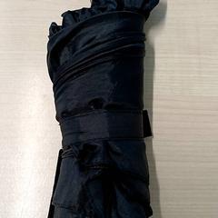 Deštník Noir, jak nahlášeno IKEA Brest Guipavas pomocí iLost