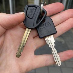 Sleutels sloten AXA 4570V en Abus, as reported to iLost