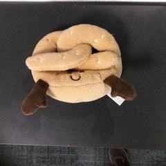 Peluche, como reportado por Breng Nijmegen utilizando o iLost