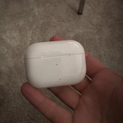 Airpodhouder, gerapporteerd met iLost