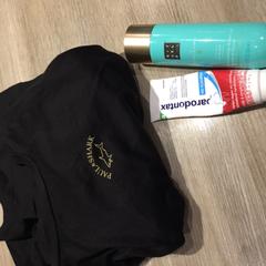 Camisa Zwart, segundo informou Van der Valk Hotel Vianen usando iLost