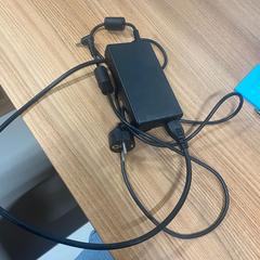 Carregador black, como reportado por Vrije Universiteit Brussel (VUB) utilizando o iLost