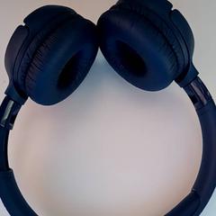 Auriculares, segundo informou Syntus Provincie Utrecht usando iLost