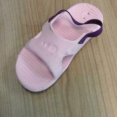 Kinder slipper / schoen, as reported by Connexxion Noord Holland Noord Hoorn using iLost