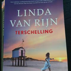 Boek Terschelling van Linda van Rijn، كما تم الإبلاغ عنه عبر iLost