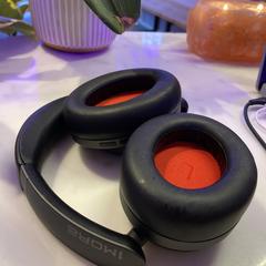 1More Wireless Headphones, som rapportert til iLost