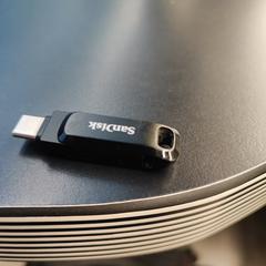 SanDisk USB stick, as reported to iLost