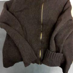 Veste Bruin, a été signalé par Connexxion Hoeksche Waard Goeree Overflakkee utilisant iLost