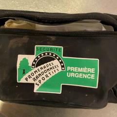 Kit d'urgence, ha sido reportado por MEININGER Hotel Marseille Centre la Joliette con iLost