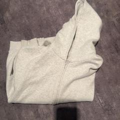 Bluza z kapturem, zgłoszono przez Van der Valk Hotel Haarlem przy użyciu iLost