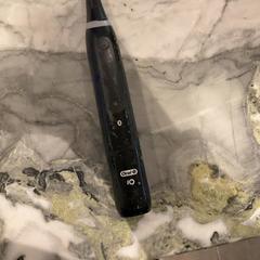 칫솔, iLost를 사용하여 Van der Valk Hotel Heerlen에 보고됨