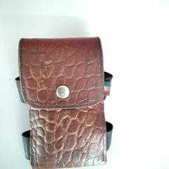 Pochette téléphone portable, segons ha informat Twisto mitjançant iLost