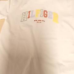 T-shirt, rapporterat av Mövenpick Hotel Amsterdam City Centre med iLost