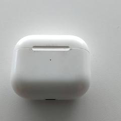 Elektronikk - Earpods, som rapportert av Regio Limburg - Leuven ved bruk av iLost