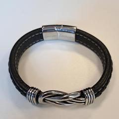 Armband, zoals gemeld door Breda University of Applied Sciences Mgr. Hopmansstraat met iLost