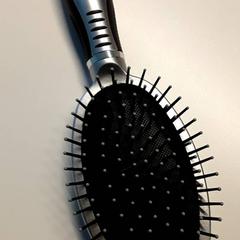 Hairbrush, as reported by Ziekenhuis Oost-Limburg using iLost