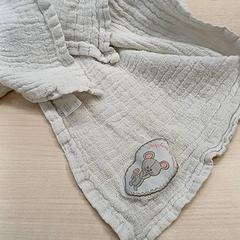 ブランケット Blanc がiLostで IKEA Saint-Etienne によって報告されました