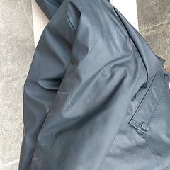 Kleding - jas, zoals gemeld door Regio Antwerpen - Brussel met iLost