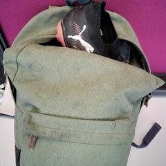 Sac à dos, a été signalé par Twisto utilisant iLost