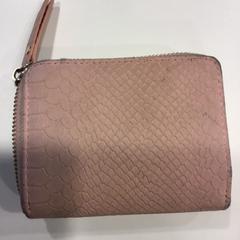 Portemonnee op naam van hernandez lopez, ha sido reportado por Gemeente Amsterdam usando iLost