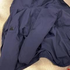 Bunda Blauw, jak nahlášeno IKEA Eindhoven pomocí iLost