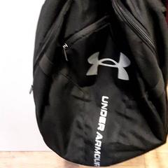 Mochila Zwart, ha sido reportado por Qbuzz ZHN con iLost