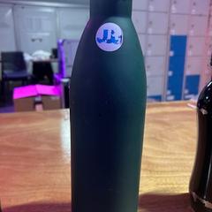 Flaske Donker groen, sticker, som rapportert av Into The Great Wide Open ved bruk av iLost