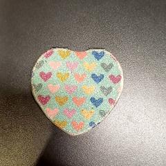 Zrcadlo Forme de cœur, multicolore, jak nahlášeno IKEA Bayonne Ametzondo pomocí iLost