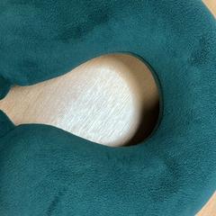Neck pillow, as reported by Sheraton Brussels Airport Hotel using iLost
