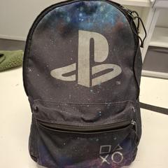 Rucksack Playstation logo, gemeldet von Avonturenpark Hellendoorn über iLost