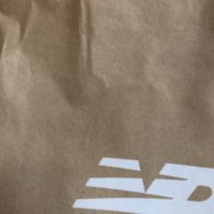 New balance purchase, rapporterat av Designer Outlet Roermond med iLost
