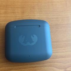 Airpods fodral, rapporterat av Arriva Achterhoek-Rivierenland med iLost