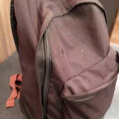 Rucksack, gemeldet von Rotterdam The Hague Airport über iLost