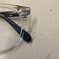 Glasögon, rapporterat av HTM med iLost