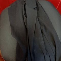 Veste blazer noir Noir, a été signalé par IKEA Strasbourg utilisant iLost