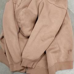 الملابس - Hoodie Oudroze، كما تم الإبلاغ عنه بواسطة Regio Oost-Vlaanderen عبر iLost