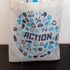 Tote bag, as reported by Qbuzz servicepunt  Emmen using iLost