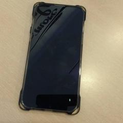I phone, come riportato da Walibi Holland utilizzando iLost