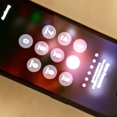 İLost kullanarak Mövenpick Hotel Amsterdam City Centre tarafından bildirildiği gibi Cep telefonu